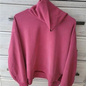 Lululemon soft streme mock neck